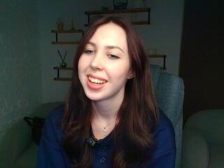 Torri Miskiewicz webcam model stream image