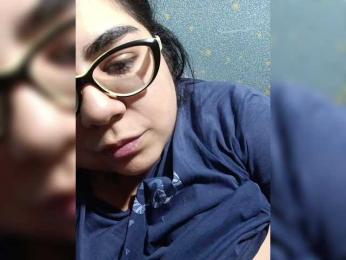 VikiBlanes webcam model stream image