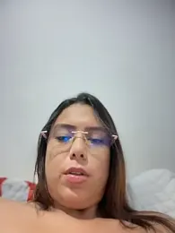 Laut- webcam stripchat model stream image