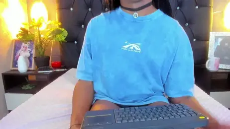 Lucia-Horny24 webcam model stream image