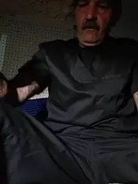 Hotbodyscottie webcam model stream image