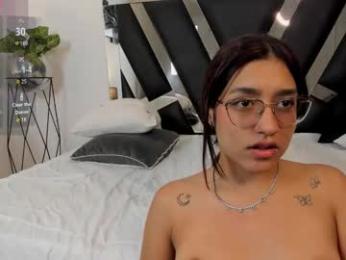 miayiron webcam model stream image