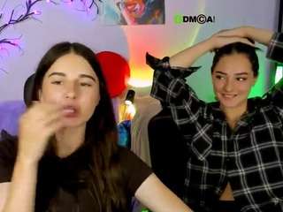 kendall-peach webcam model stream image