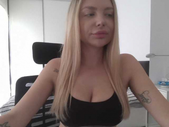Blondie8853 webcam model stream image