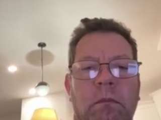 chadbadder webcam model stream image