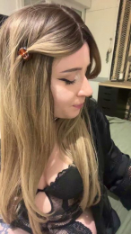 XxElainaxX webcam model stream image