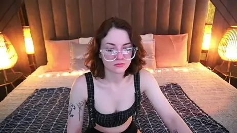 KiraFoxik webcam stripchat model stream image
