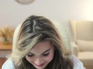 julianahearing webcam model stream image