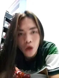 Reignsucker webcam model stream image
