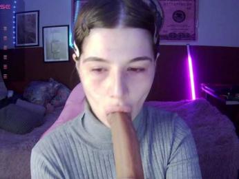 Lulanta webcam bongacams model stream image