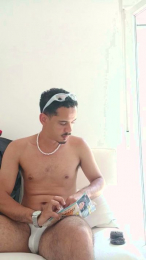 4y20naked webcam model stream image