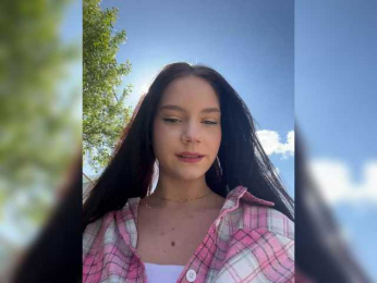 -Violetta- webcam bongacams model stream image