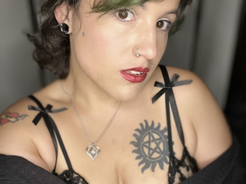 BrattyBride webcam model stream image