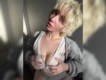 SativochkaMommy webcam model stream image