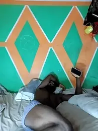 amkaybos webcam model stream image