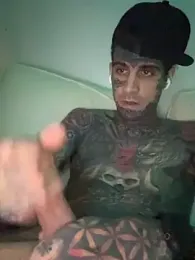 Dyskizly webcam model stream image