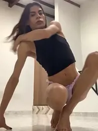 leonisse webcam model stream image
