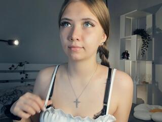 Aisly Everist webcam model stream image
