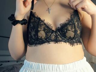 Aisly Everist webcam model stream image