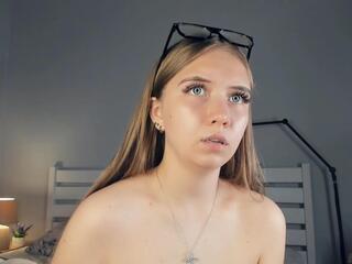 Aisly Everist webcam model stream image