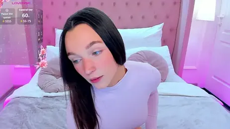 LuisaVee webcam model stream image