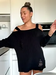 petrouchkaaa_ webcam model stream image