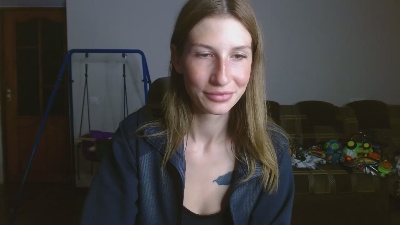 Evelyn_21_m webcam model stream image