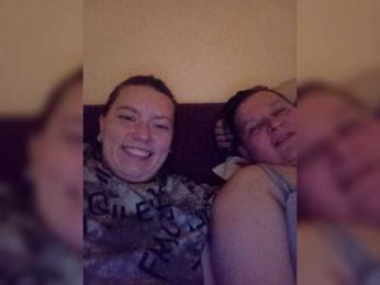 Dinarik97 webcam model stream image