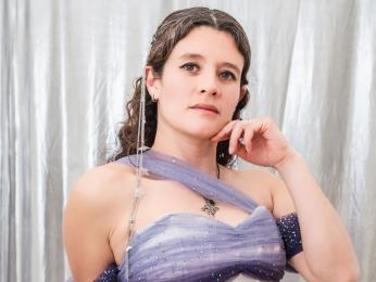 LiaSannin webcam model stream image