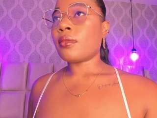 iammalaika webcam model stream image