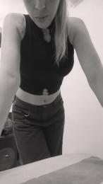 Damnquuen webcam model stream image