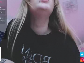 krisi_myrr webcam model stream image