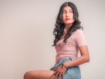 YeseniaRodriguez webcam model stream image