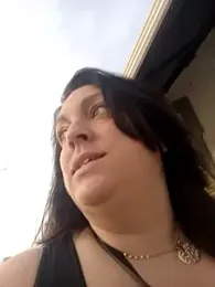 XNaughtysouthlondonMILFXX webcam model stream image