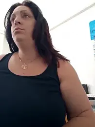 XNaughtysouthlondonMILFXX webcam model stream image