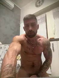 GmGit webcam model stream image