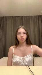 Regina_Lovee webcam model stream image