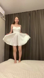 Regina_Lovee webcam model stream image