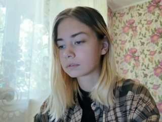 zolaheimrich webcam model stream image