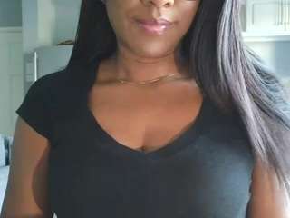 xandraexquisit webcam camsoda model stream image
