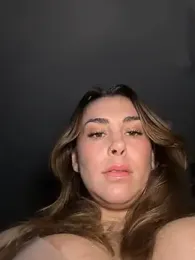 LeaGambit__ webcam model stream image