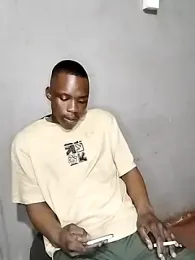 BigGamecharger webcam model stream image