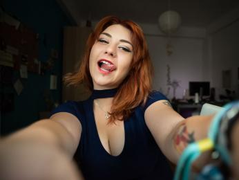 DiaFox webcam model stream image