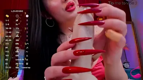 Mayzzie webcam stripchat model stream image