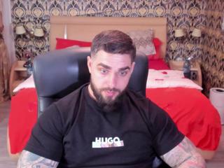 Carlosz Azizz webcam model stream image