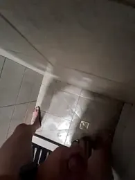 948197 webcam model stream image