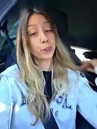 PetiteSecrets webcam model stream image