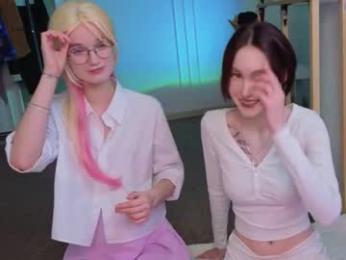 lil_tits_girls webcam model stream image