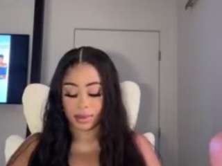 inaraleon webcam model stream image