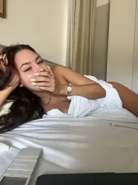 Emmavictoriaa webcam stripchat model stream image